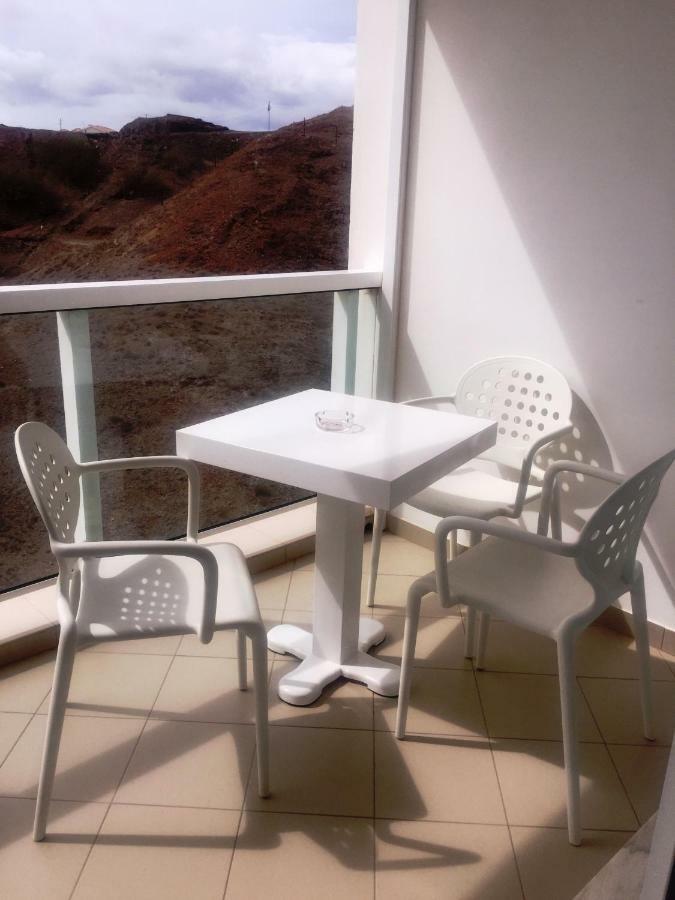 Suite Mariposa Sospesa Sul Mare منديلو المظهر الخارجي الصورة